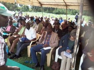 Field day participants follow the proceedings 